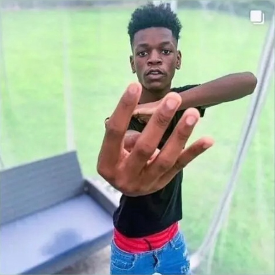 Black Boi holding up 4 fingers  Meme Template